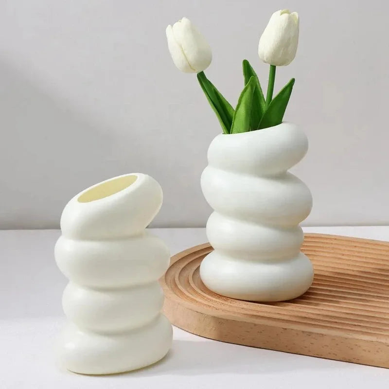 Spiral White Flower Vase